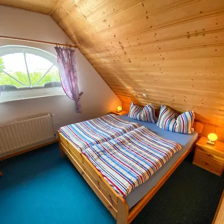 Holiday home Boddenurlaub *